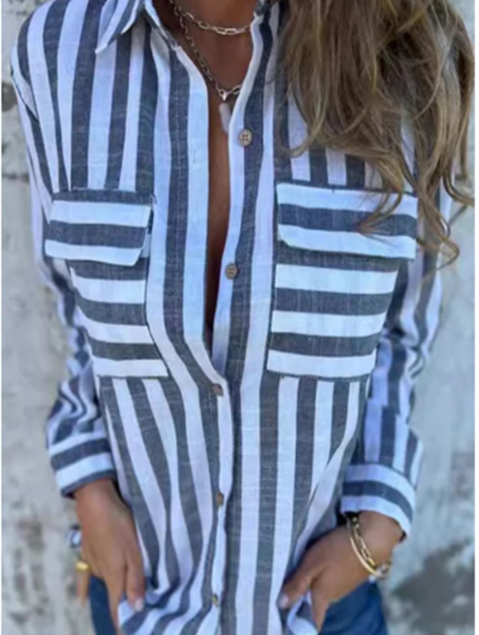 BLOUSE		
